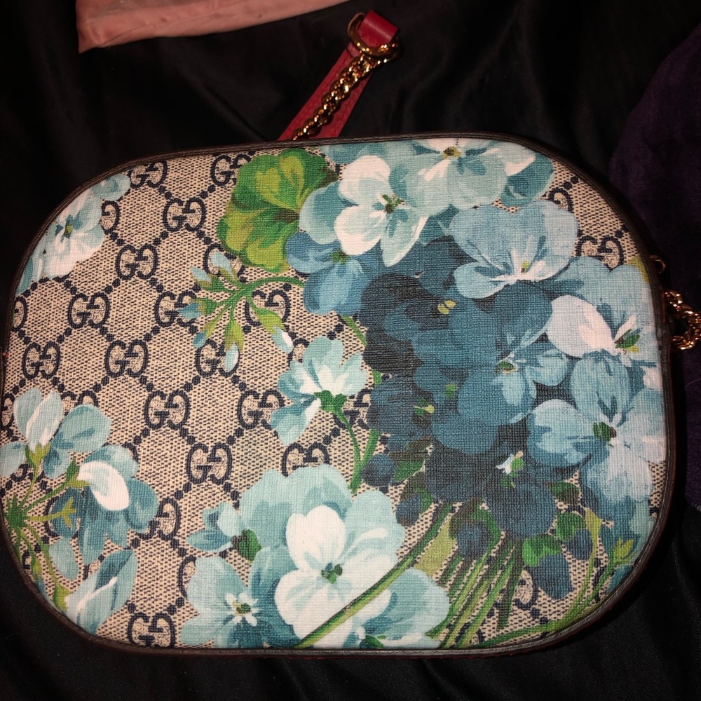 -SOLD- GUCCI Monogram Blooms Print Chain Bag